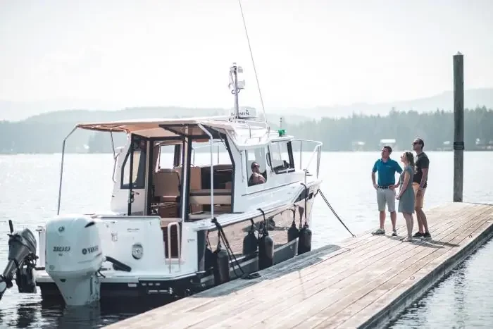 Howe Sound Marine customers on the dock